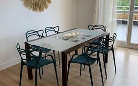 Au 154 Bis - Joli Appartement Avec Grande Terrasse Et Proche De La Plage A Malo